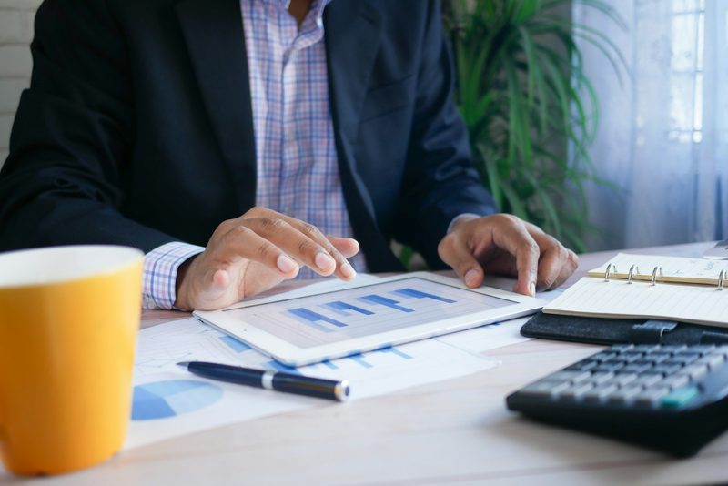 AI for Financial Analysis and Investment Strategies