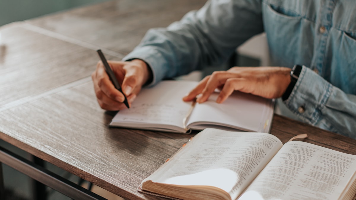 AI Study Notes: Generate, Organize & Retain Better