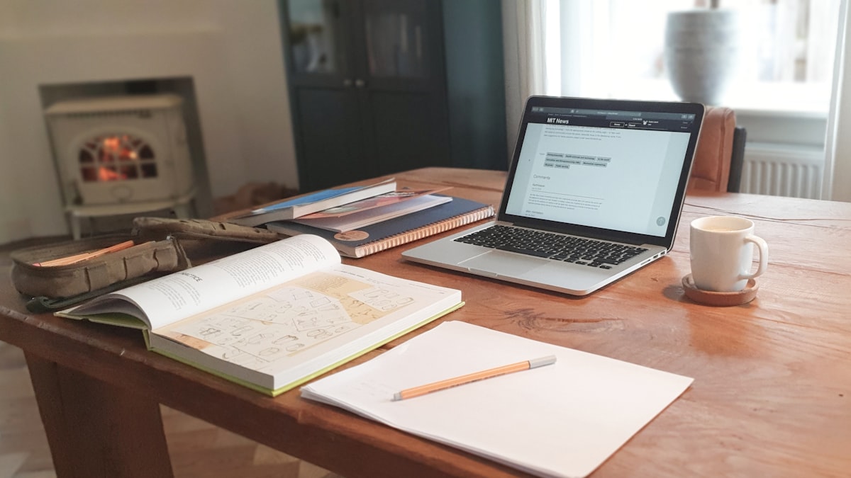 AI Study Tools vs. Traditional Methods: What Actually Works