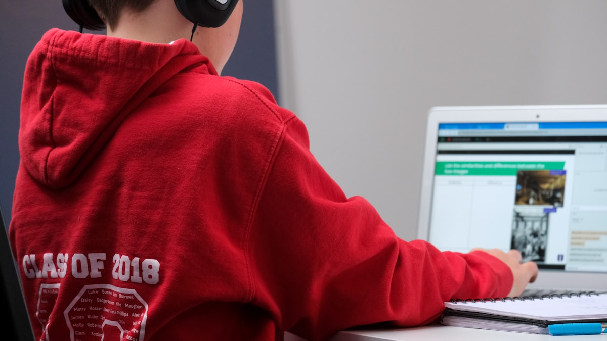 AI Note-Taking for Students: Which Tool Fits Your Study Style