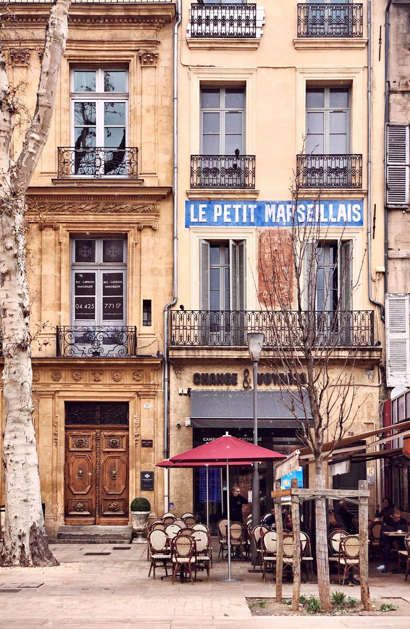 The 100 Most Common French Phrases to Help You Speak French With Ease