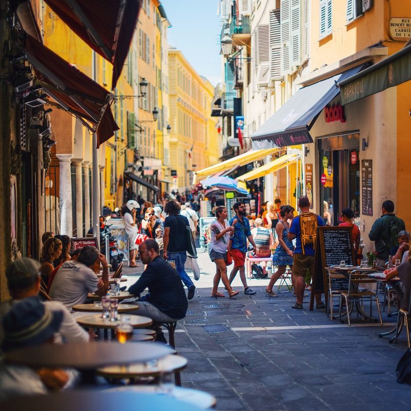 Learn common French phrases for beginners