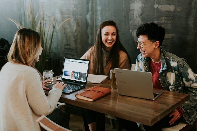 15 Different English Speaking Topics For Intermediate Students