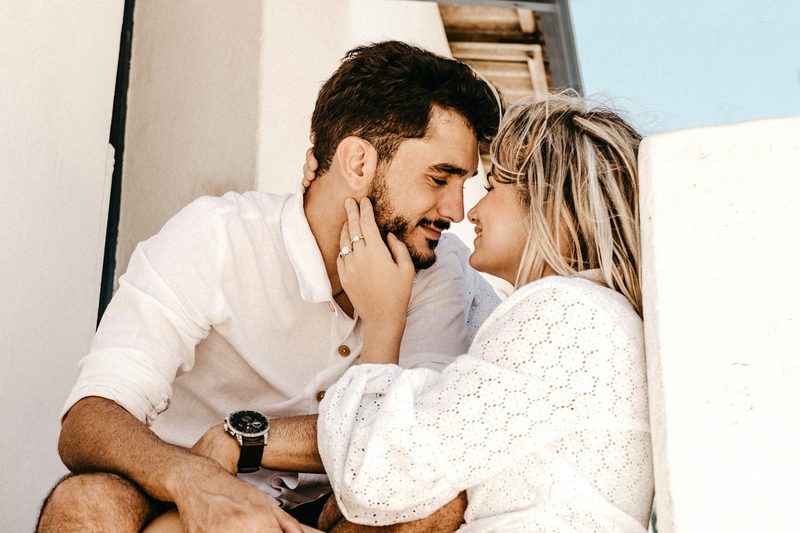 Love Is in the Air: 11 Romantic Spanish Quotes About Love