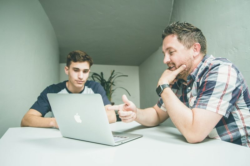 The Benefits of Using AI in Language Education